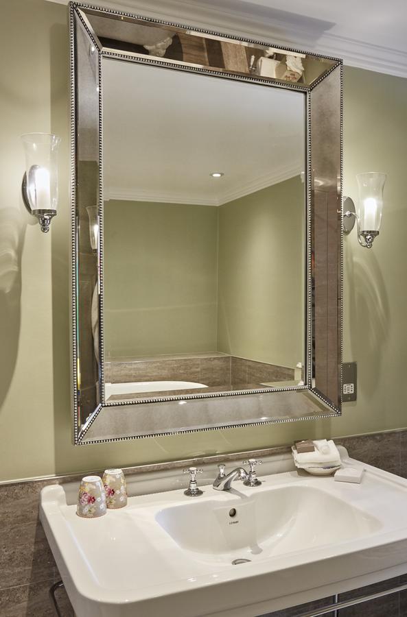 Ockenden Manor Hotel & Spa Cuckfield Ngoại thất bức ảnh