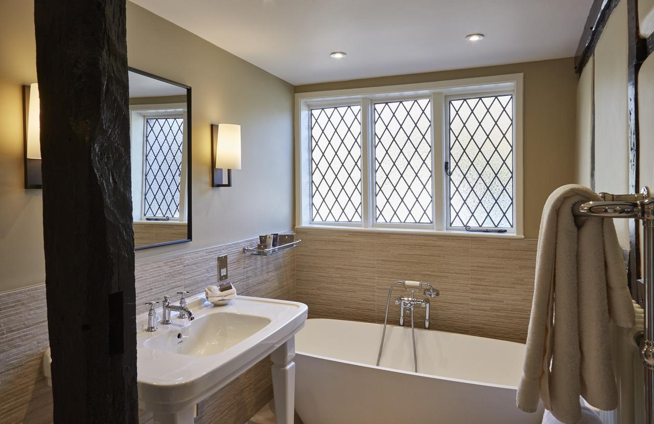 Ockenden Manor Hotel & Spa Cuckfield Ngoại thất bức ảnh