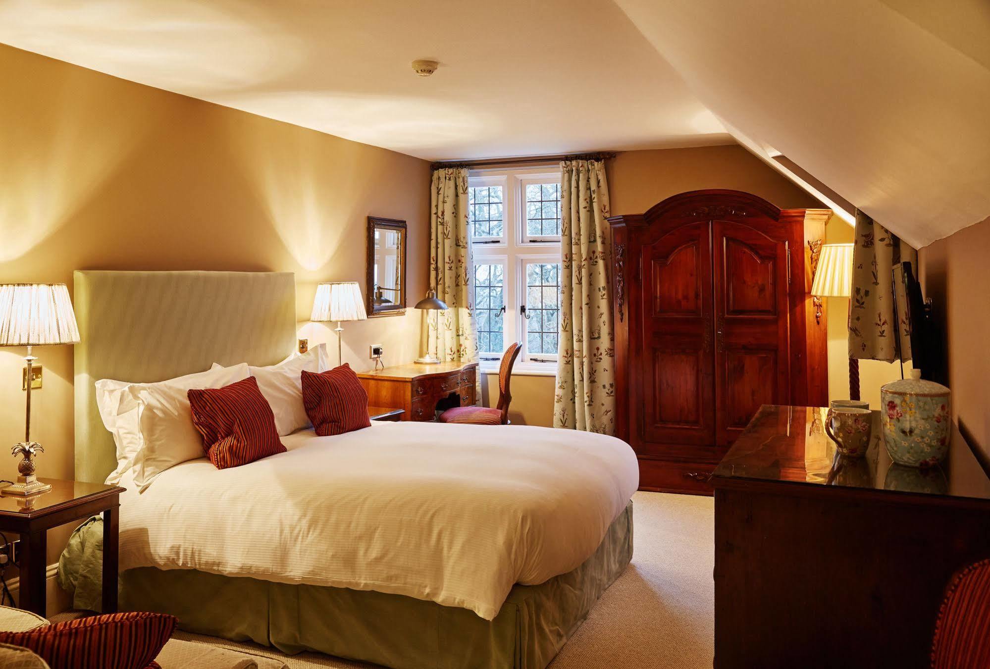 Ockenden Manor Hotel & Spa Cuckfield Ngoại thất bức ảnh
