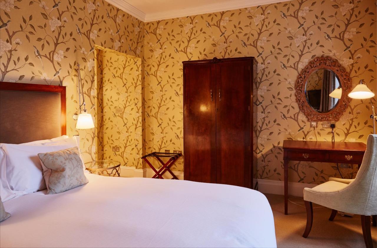 Ockenden Manor Hotel & Spa Cuckfield Ngoại thất bức ảnh