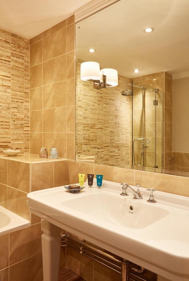 Ockenden Manor Hotel & Spa Cuckfield Ngoại thất bức ảnh